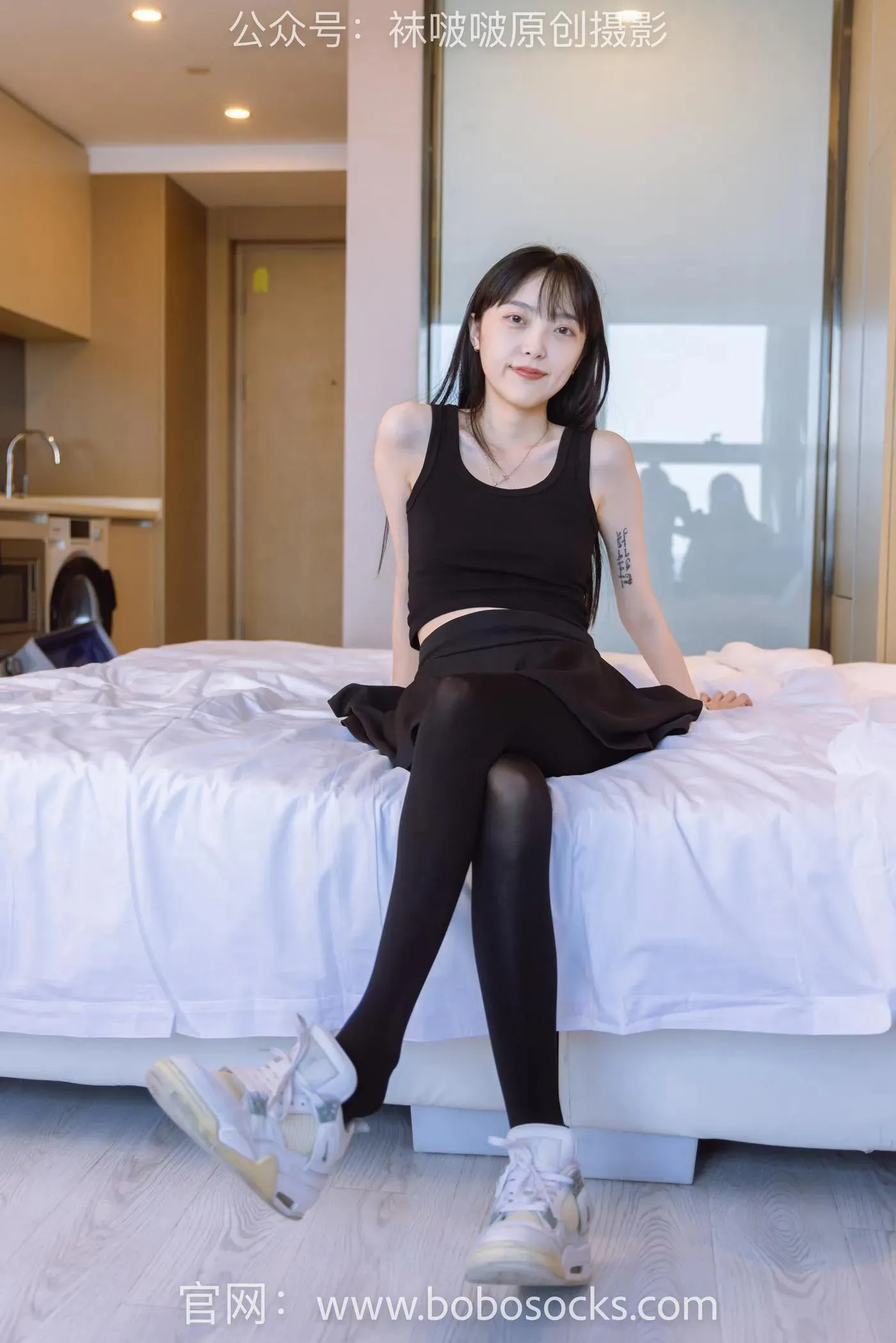 [BoBoSocks袜啵啵]NO.130 稚予-两双穿脏篮球鞋、厚黑丝 [145P]插图6
